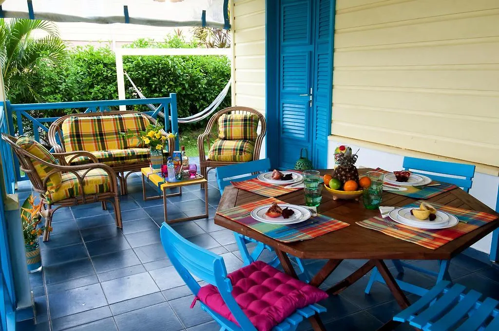 Holiday home Felicite Villa Jaune Vue Mer Les Anses-d'Arlets