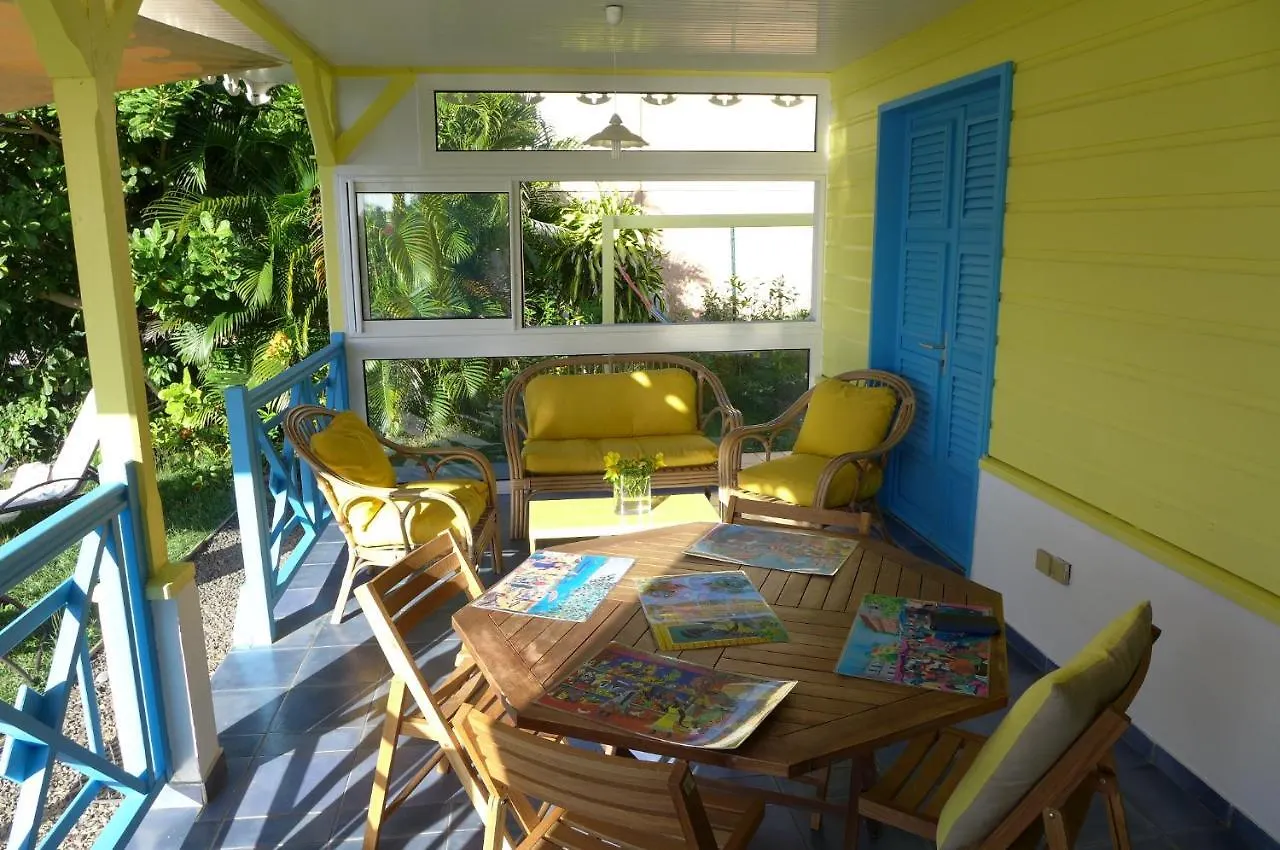 Casa de Férias Felicite Villa Jaune Vue Mer Les Anses-d'Arlets